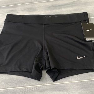 Nike Women Shorts size Large New with Tags